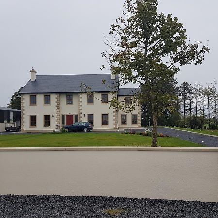 The Farmhouse Accomodation Claremorris Exterior foto