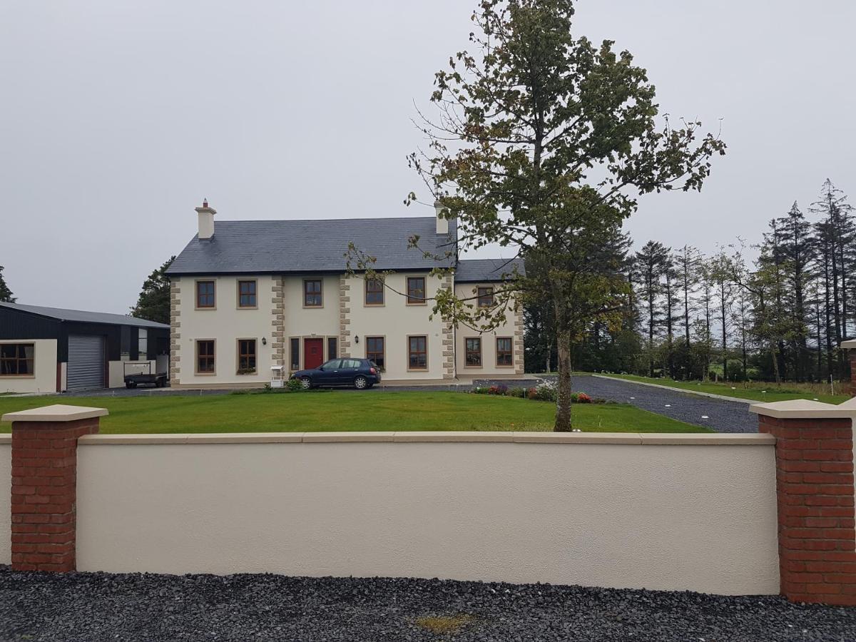 The Farmhouse Accomodation Claremorris Exterior foto